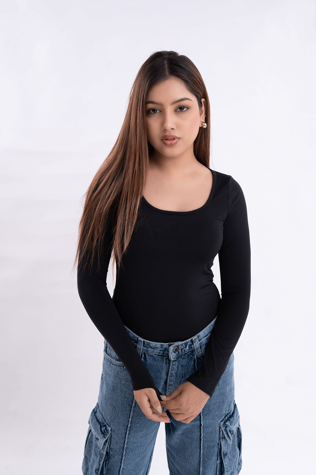 Black Scoop Neck Full Sleeves Top