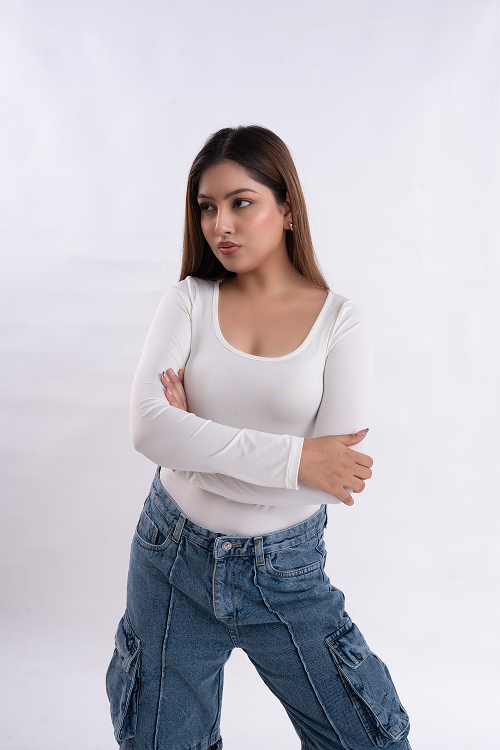 White Scoop Neck Full Sleeve Top
