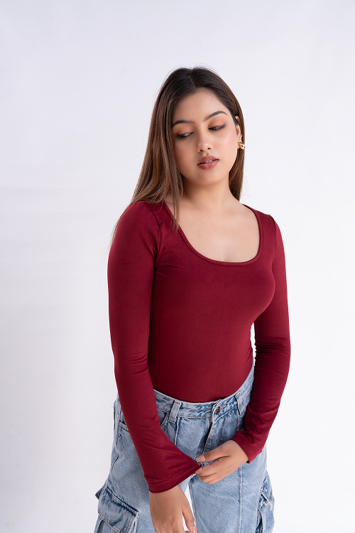 Maroom Scoop Neck Full Sleeve Top