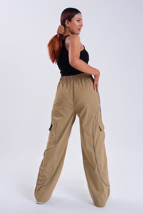 CLOUD FIT Camel String Parachute Pants