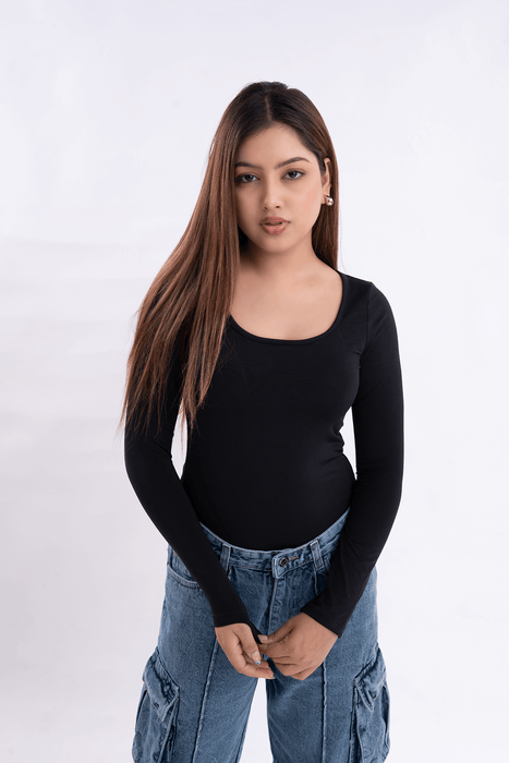 Black Scoop Neck Full Sleeves Top