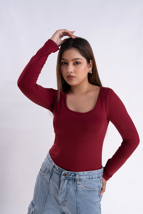 Maroom Scoop Neck Full Sleeve Top