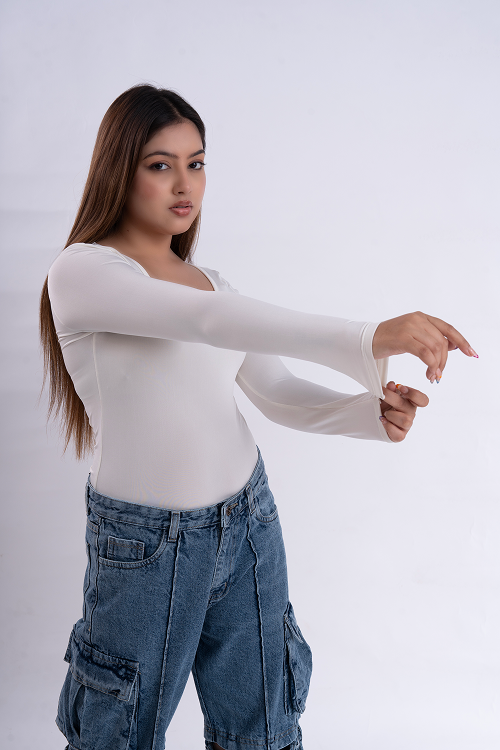 White Scoop Neck Full Sleeve Top